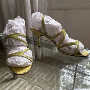 Manolo Blahnik sandals - size 36.5 (US 6.5)